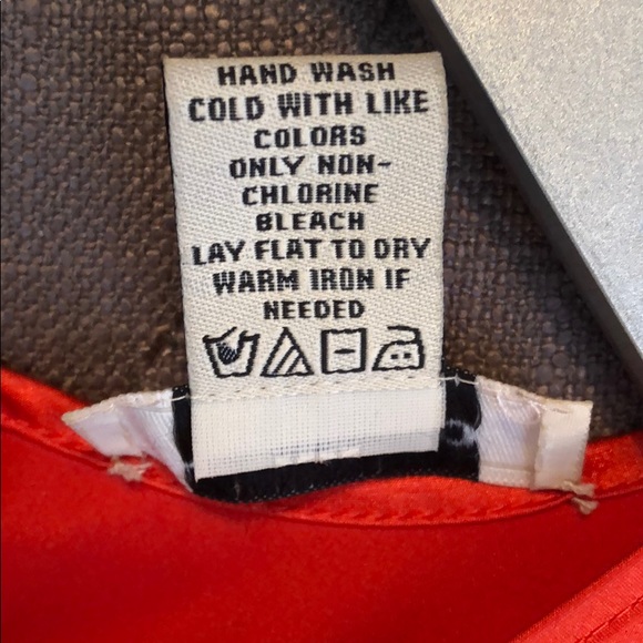 Top - Picture 6 of 6